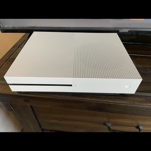 Xbox One - 400Gb